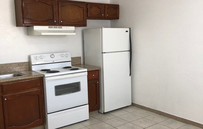 MUST SEE ONE BEDROOM TOWNHOME!