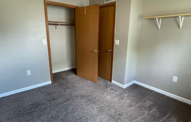 4 beds, 2 baths, 1,000 sqft, $1,600, Unit WA510X-1 Lower Unit