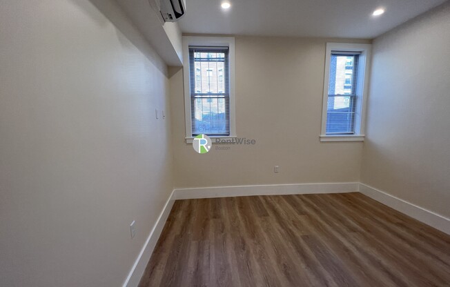 29 Queensberry St.