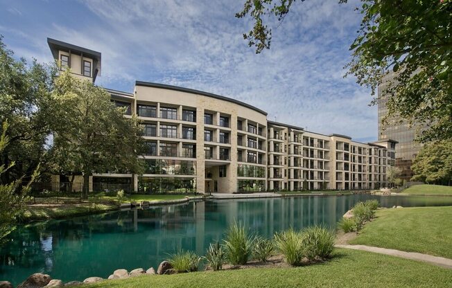 the swimming pool at the resort at emerald lake