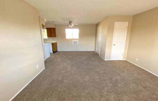 1 bed, 1 bath, 576 sqft, $995, Unit 02