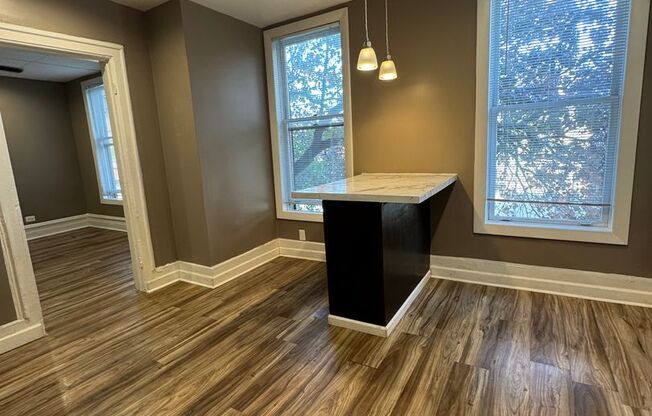 Dempster/Sherman- Apartments