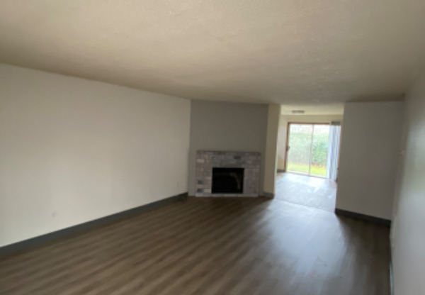 2702 NW NORWOOD ST