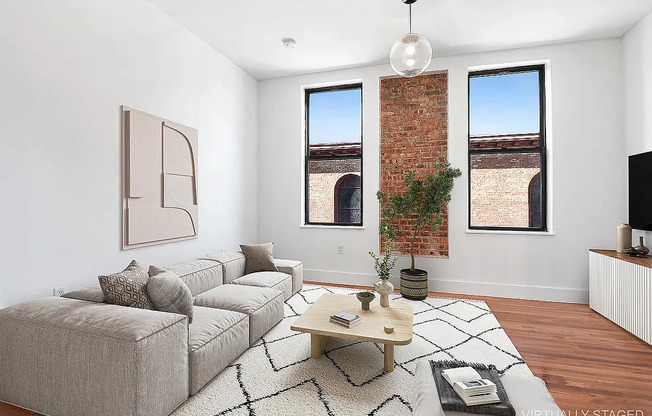 2 beds, 1 bath, $3,795, Unit 311