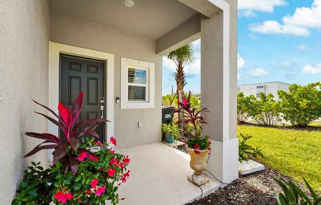 Beautifull Furnished Townhome - Nokomis - 2 Bedroom 2.5 bath plus office -1 Car Garage