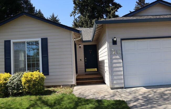 Spacious 3-Bedroom Single Level Home for Rent - 7218 NE 65th Pl