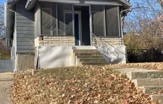 4 bed 1 bath house for rent