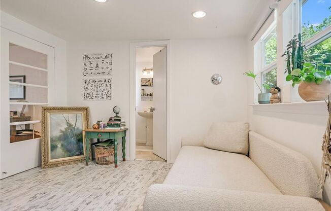 Classic 2 Bed House in Historic Hancock Neighborhood