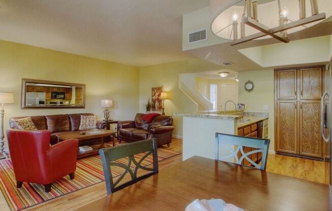 2 beds, 2.5 baths, $2,600, Unit UNIT 1021