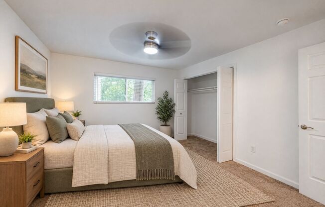 3 beds, 2 baths, 1,200 sqft, $1,995, Unit 2290-03