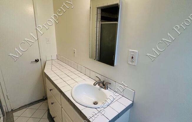 1 bed, 1 bath, 850 sqft, $2,145, Unit 02