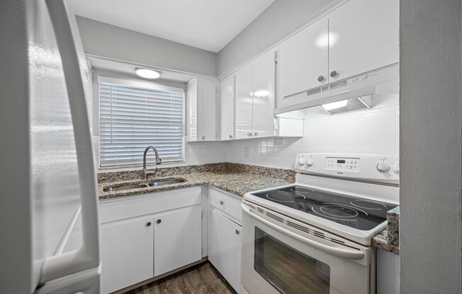 1 bed, 1 bath, 600 sqft, $1,195, Unit 207