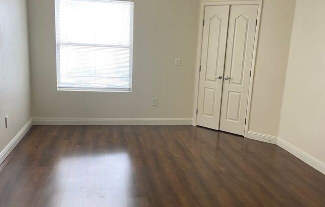 1 bed, 1 bath, $1,200, Unit # 1206