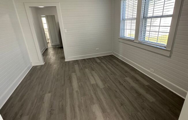 Luxury in Lockport-Newly Remodelled 4 Bedroom 2 Bath