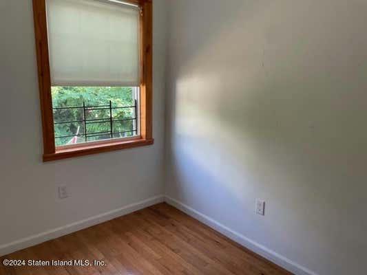 3 beds, 2 baths, 2,571 sqft, $3,100, Unit 3