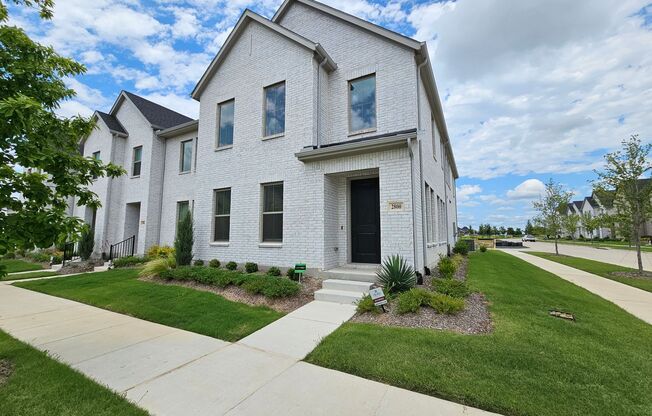 Situated in a prime location near US-380 and US-75, this home offers easy access to shops, dining, and major roadways