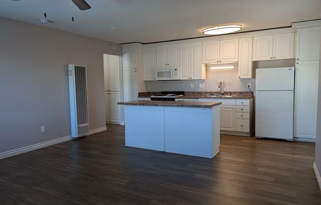 1 bed, 1 bath, 650 sqft, $2,195, Unit LP20