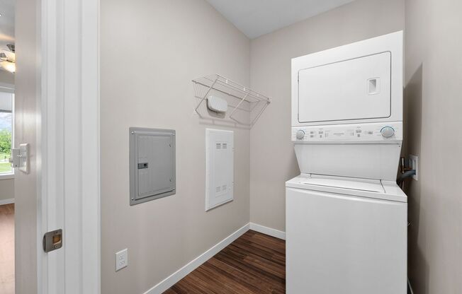Studio, 1 bath, 500 sqft, $1,040, Unit 238