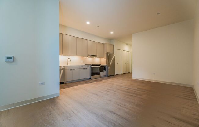 1 bed, 1 bath, 389 sqft, $3,020, Unit 315