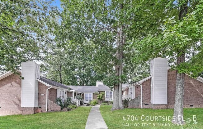 4704 COURTSIDE PL