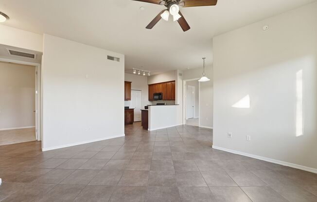 2 beds, 2 baths, $1,595