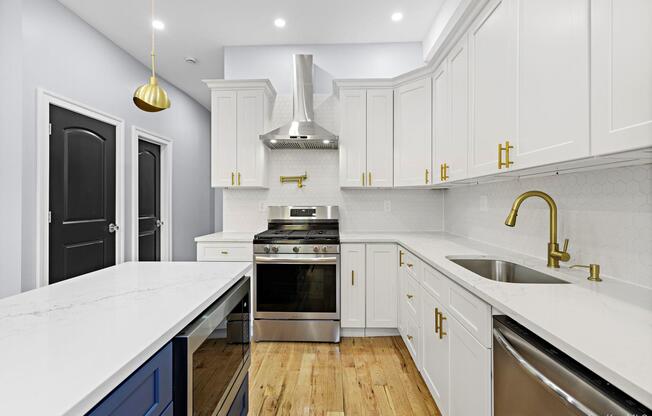 581 DECATUR ST