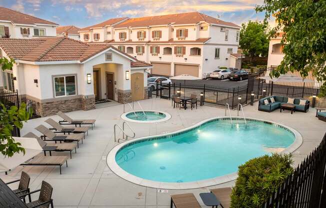 ADORA TOWNHOMES & APARTMENTS IN ROSEVILLE, CALIFORNIA