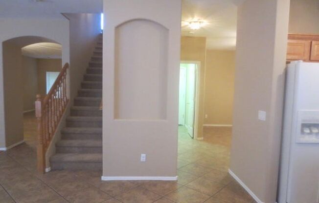 Large two story home in San Tan Heights!