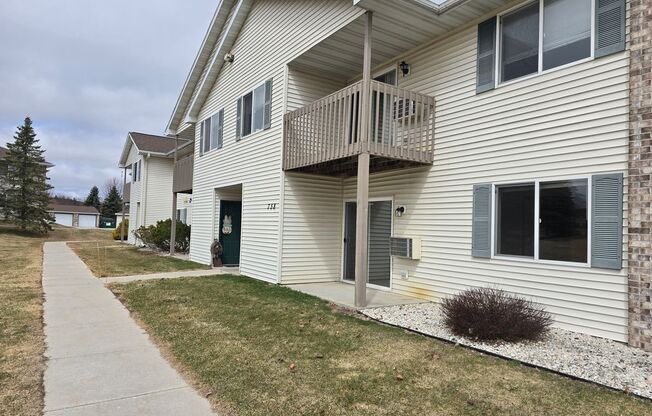 2 beds, 1 bath, 850 sqft, $1,259, Unit PL   7507