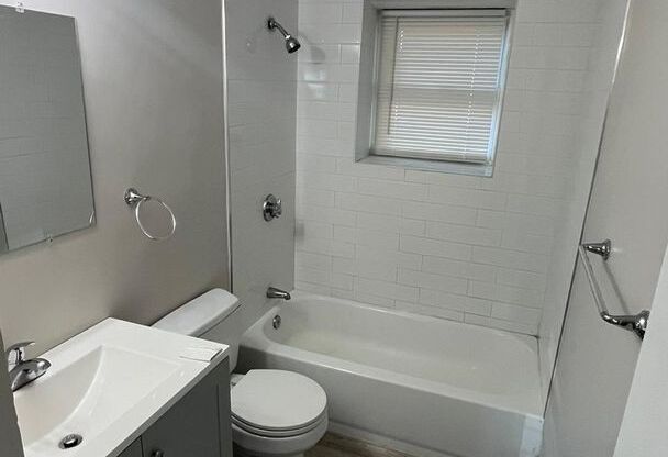 1 bed, 1 bath, $1,725, Unit Apt 2