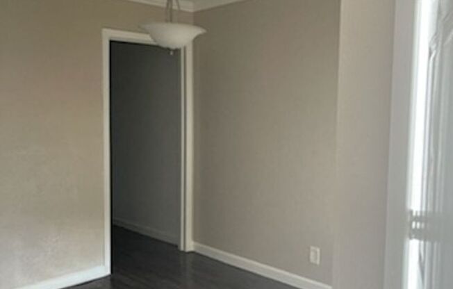 2 beds, 1.5 baths, 949 sqft, $1,450, Unit 281