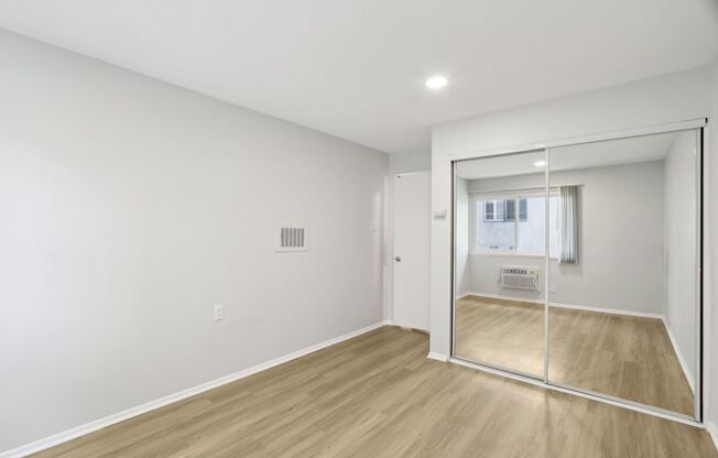 1 bed, 1 bath, 695 sqft, $1,998, Unit 319