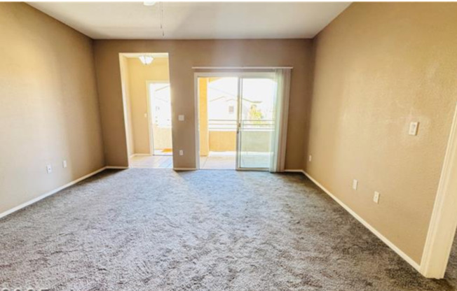 2 beds, 2 baths, $1,745, Unit UNIT 3214