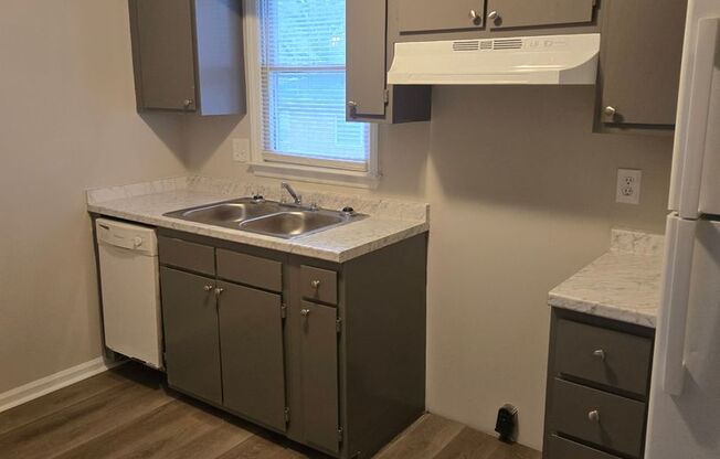 Taylor Street 2321