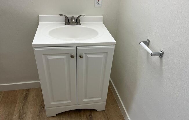 Studio, 1 bath, 282 sqft, $695, Unit Unit 020