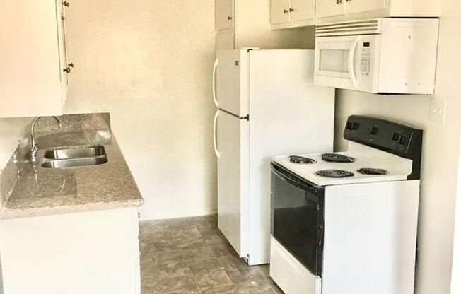1 bed, 1 bath, $1,750, Unit 34