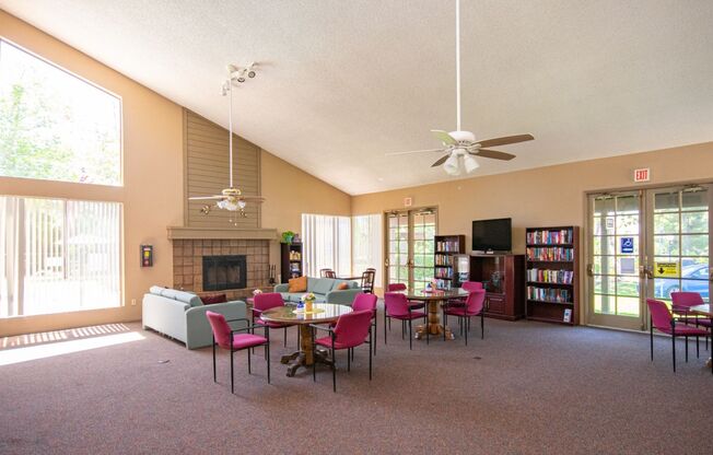 1 bed, 1 bath, 642 sqft, $1,895, Unit C05