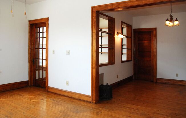 1 bed, 1 bath, 410 sqft, $950, Unit 22 - 26