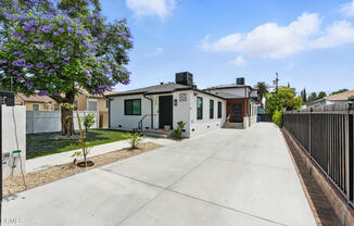 6706 RIVERTON AVE