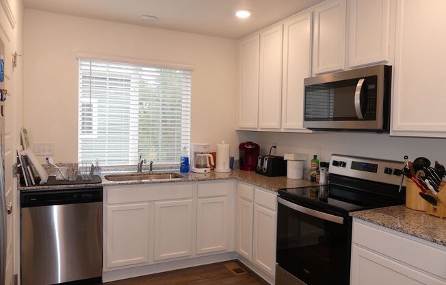Steps away from open space/trails! 2 bed/2bath!