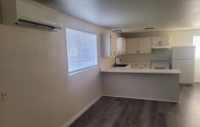 2 beds, 1 bath, 840 sqft, $1,350, Unit 744.1