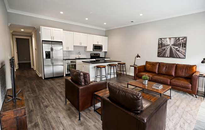 1 bed, 1 bath, 725 sqft, $2,750, Unit 927-202