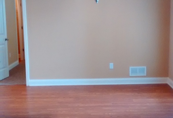 1 bed, 1 bath, 765 sqft, $825, Unit 178