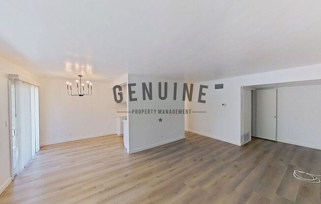Stunning 2nd Story 3 Bedroom Condo in Woodlake Villas, La Habra