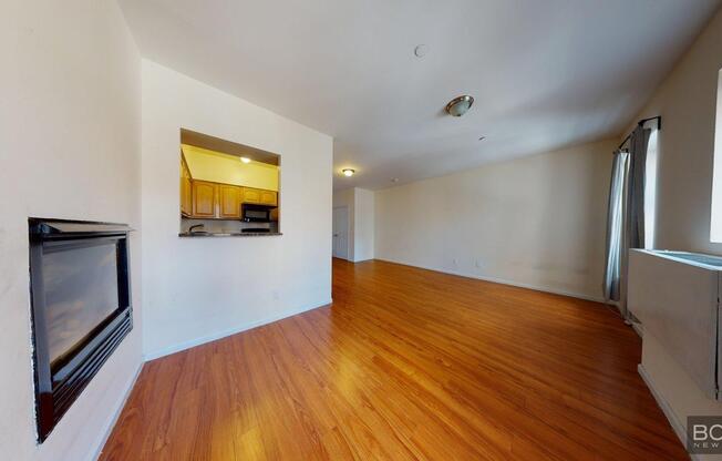 342 W 47 ST