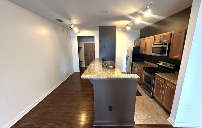 2 beds, 2 baths, 1,034 sqft, $2,550, Unit 604