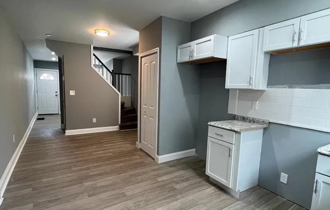 PIGTOWN 2 Bedroom 2 Bathroom Newly Renovated Townhome