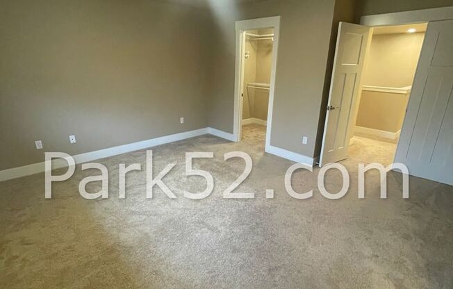 4 beds, 2.5 baths, $2,750