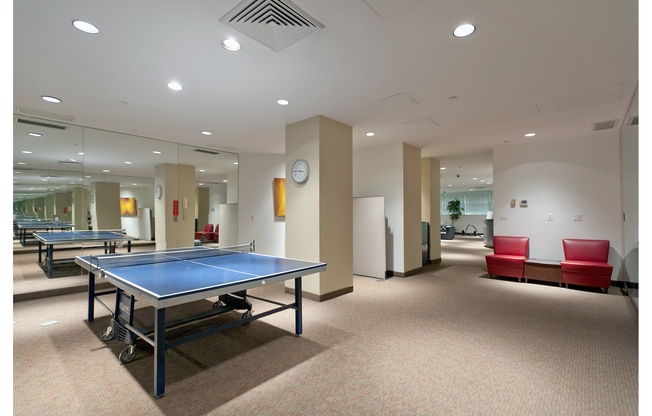 Studio, 1 bath, 400 sqft, $3,500, Unit 4J