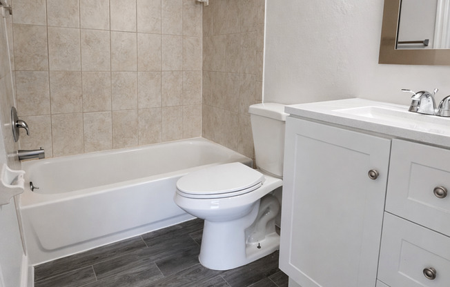 2 beds, 1 bath, 742 sqft, $2,095, Unit 308